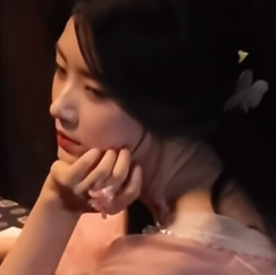 仿佛映当年翩若惊鸿影