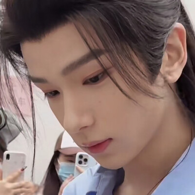 一万哥其实你是一只小猪哦