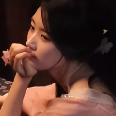 仿佛映当年翩若惊鸿影