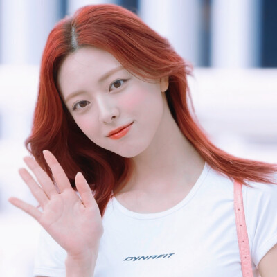 春风强劲也是一座牢笼，一副枷锁，一处炼狱，一条命定的路途。