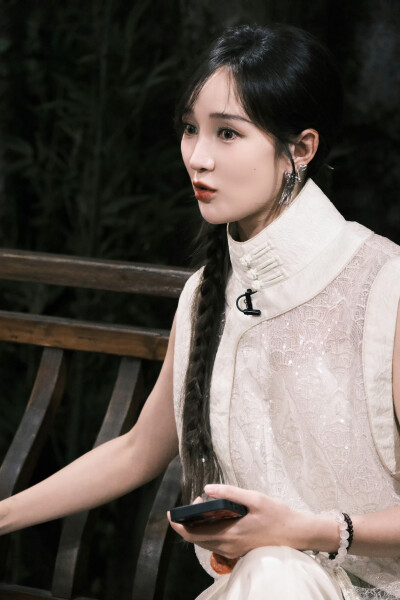 孟佳