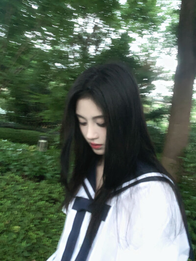 鞠婧祎