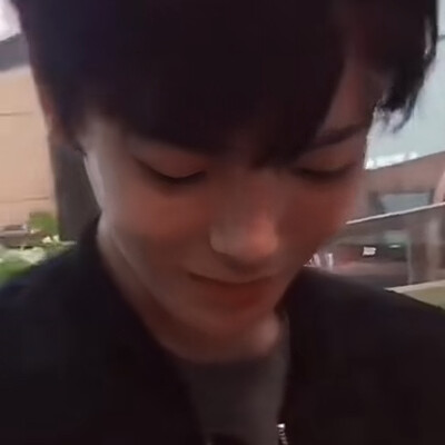 侯明昊