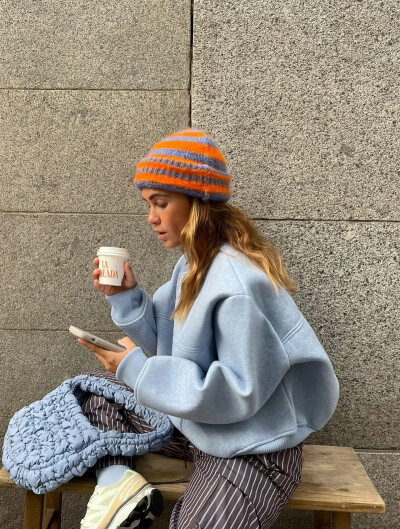 BY爱喝可乐的古娜小姐