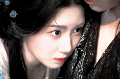 入青云 侯明昊 卢昱晓 