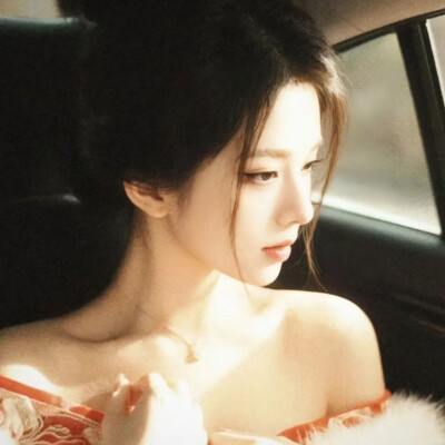 女头
