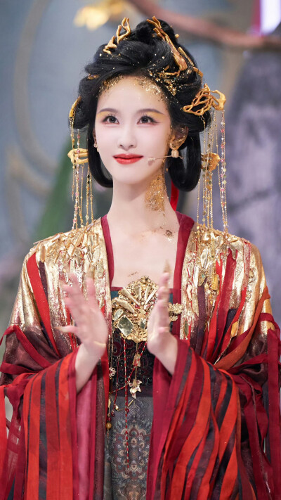 陈都灵
