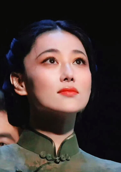 张馨予