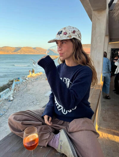 BY爱喝可乐的古娜小姐