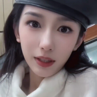 我喜欢把手扣破而上帝派你来制止我