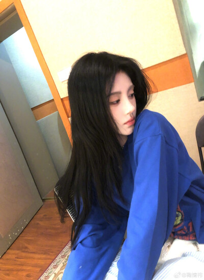 鞠婧祎