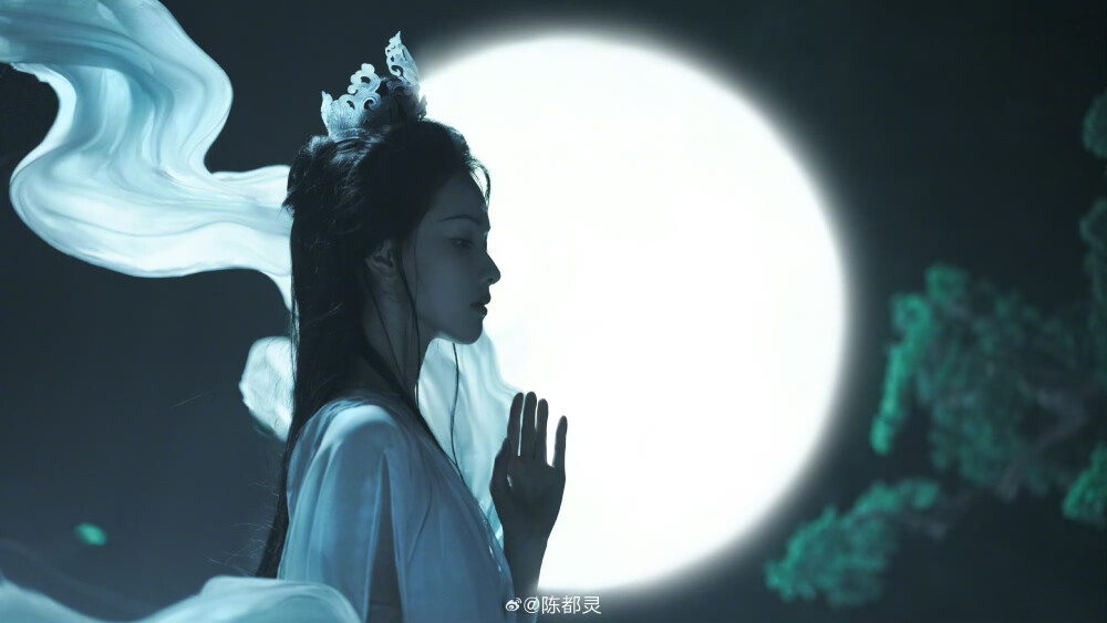 陈都灵
