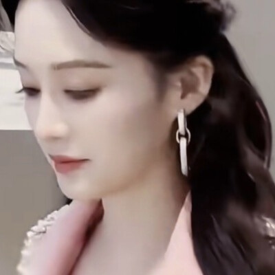 以死为结尾的爱情故事，从现在起，在舞台上呈现