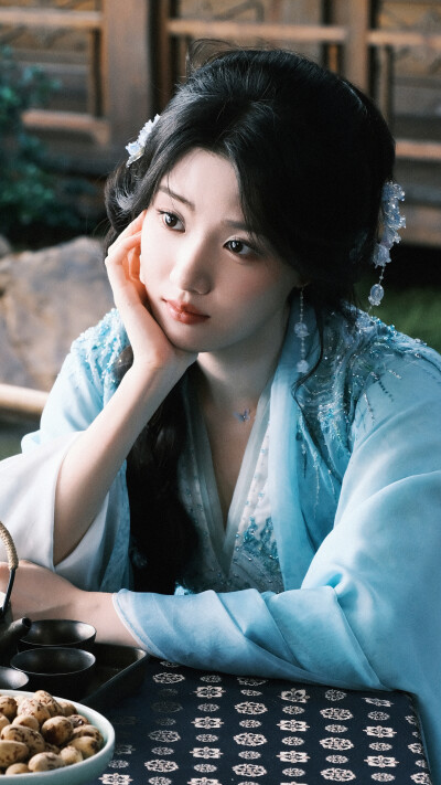 入青云 明意 卢昱晓