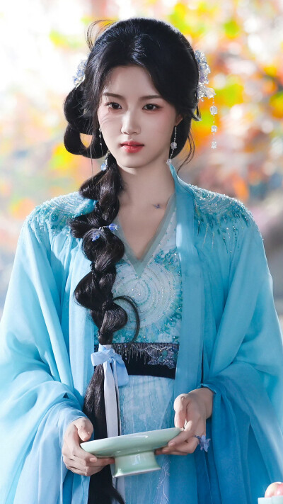 入青云 明意 卢昱晓