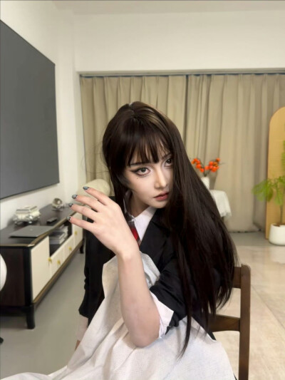 姜贞羽