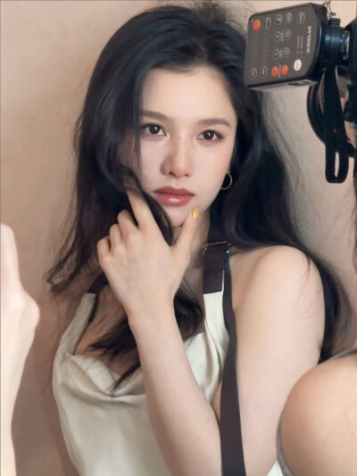 张婧仪