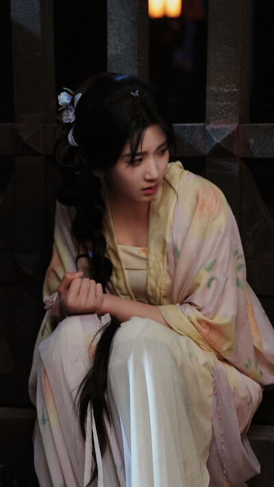 入青云 明意 卢昱晓