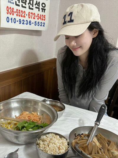 BY爱喝可乐的古娜小姐 韩国 李娜恩