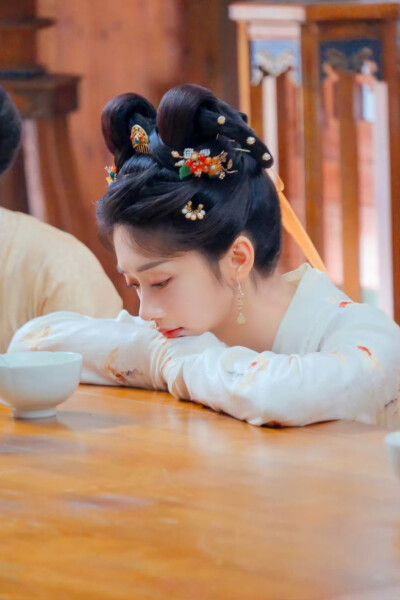 王影璐
