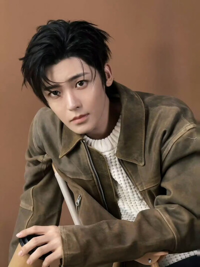 侯明昊