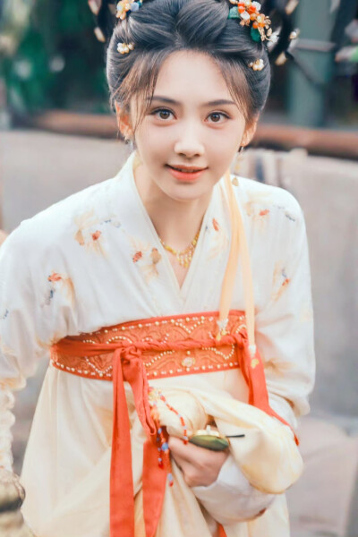 王影璐