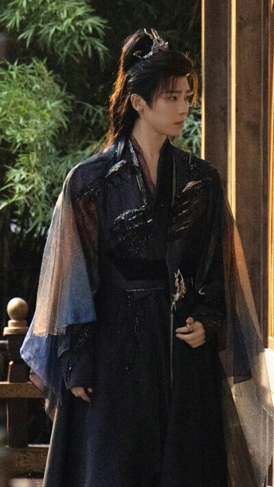 入青云 纪伯宰 侯明昊