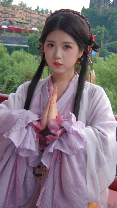 宥拉