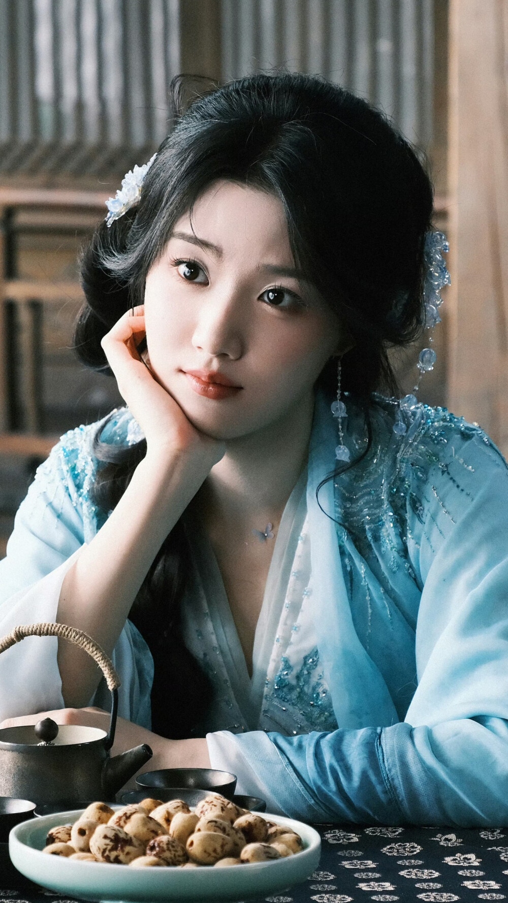 入青云 明意 卢昱晓