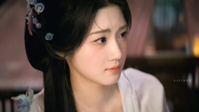 * 卢昱晓/明意