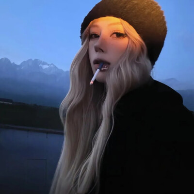 女头