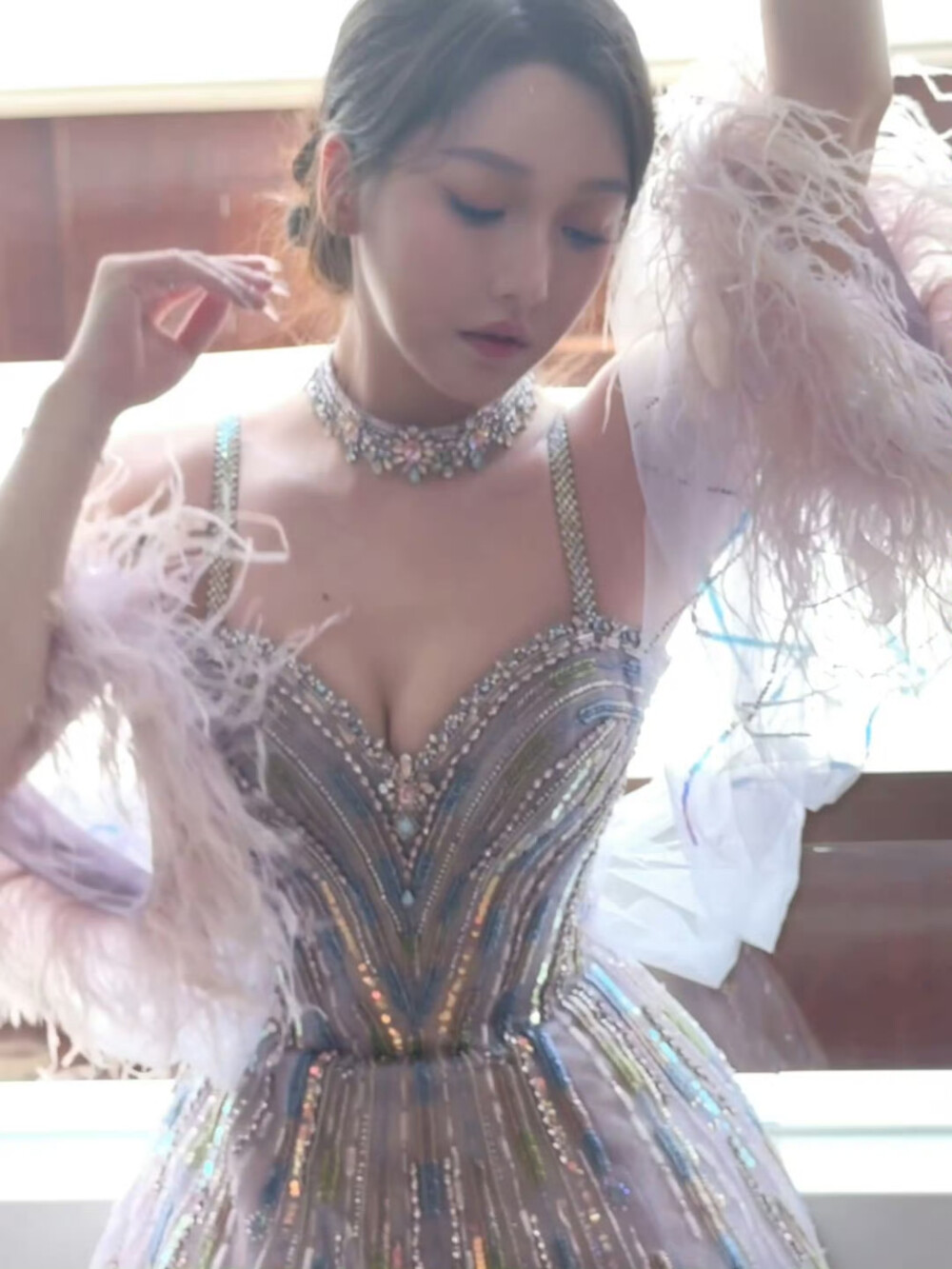 姜贞羽