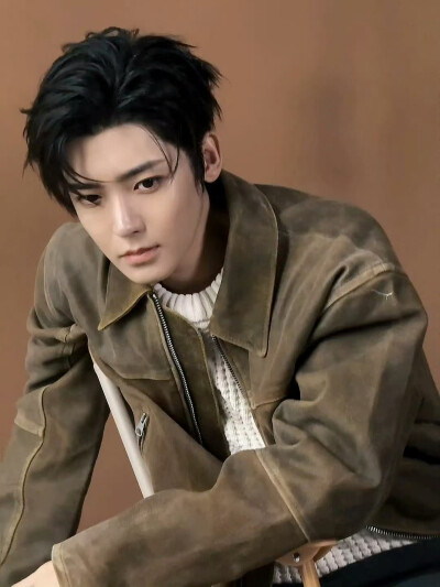 侯明昊