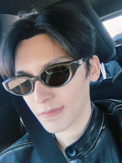 侯明昊