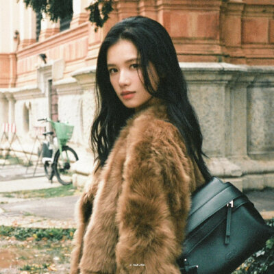 张婧仪