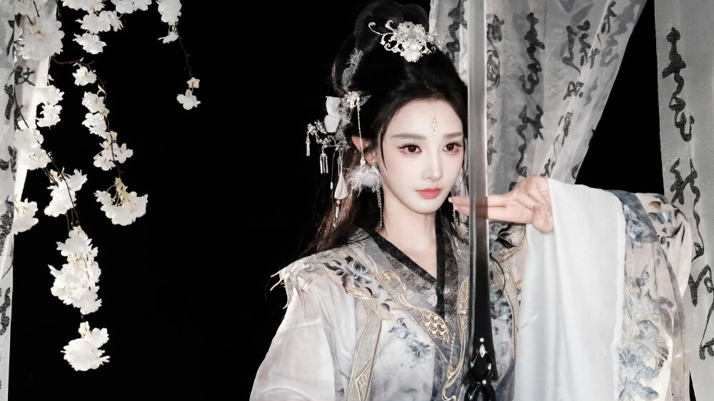 彭小苒