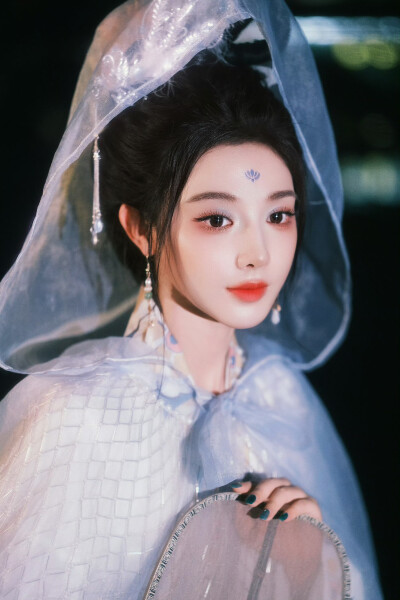 彭小苒