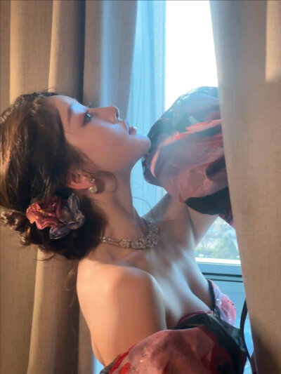 姜贞羽