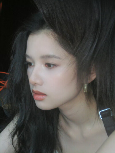 张婧仪