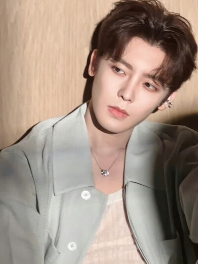 侯明昊