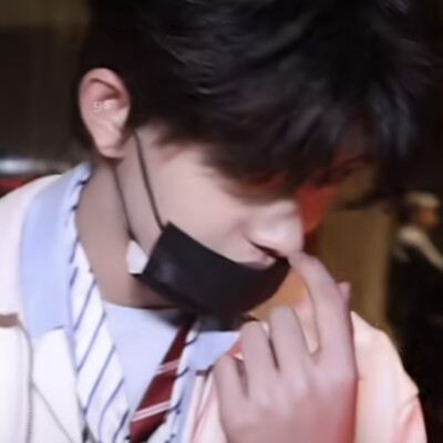 张极