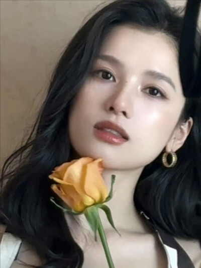 张婧仪