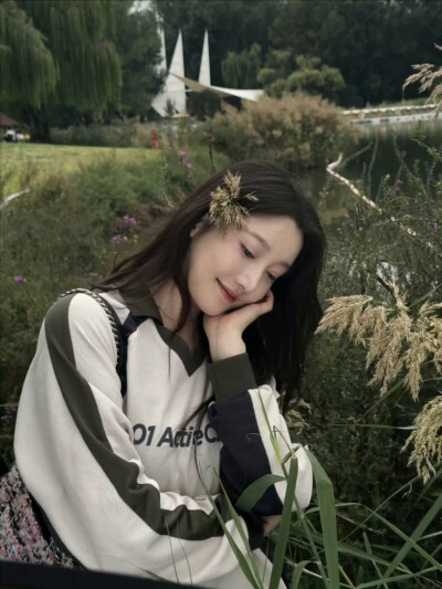 姜贞羽