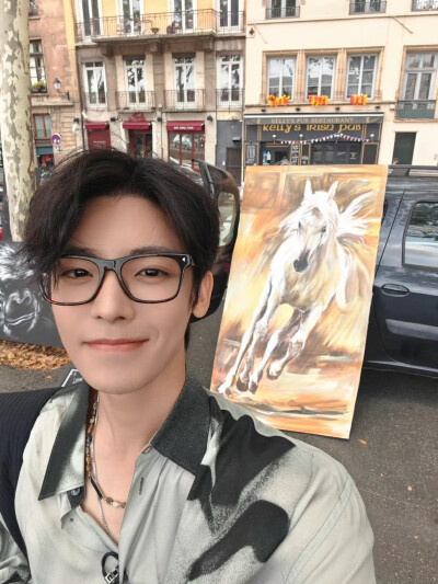 侯明昊