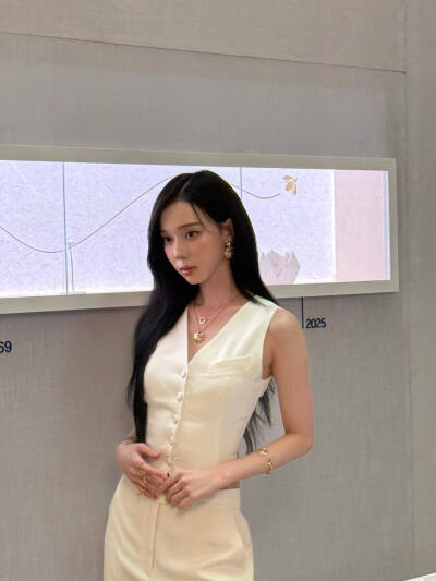 金玟庭INS更新