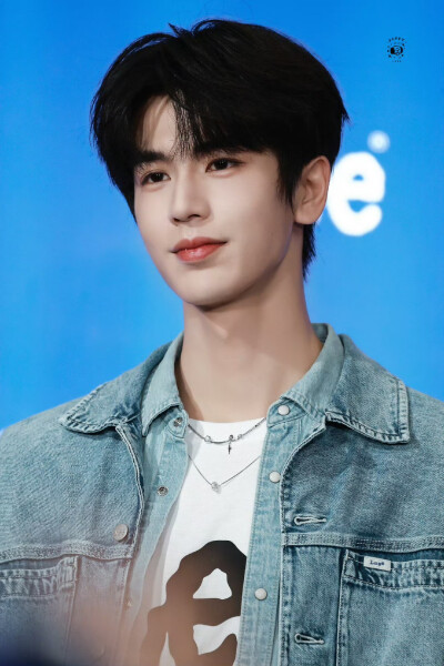 cr.PUPPY1230丨张凌赫