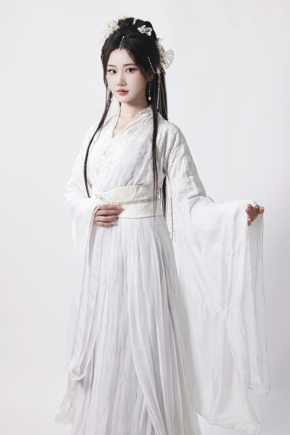 又是月明时 顾又笙