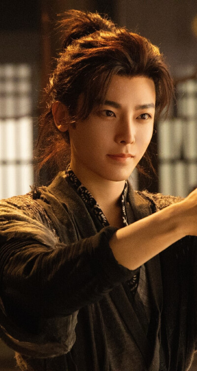侯明昊《入青云》纪伯宰