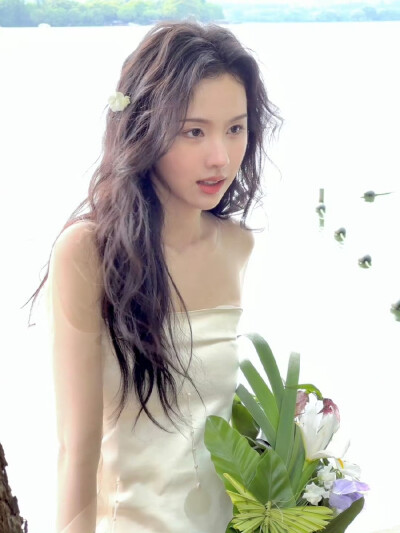 陈都灵