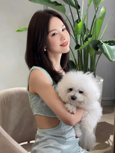 陈都灵